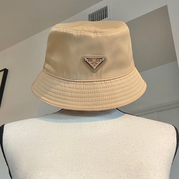 🆕 PRADA bucket hat nylon desert beige tan hat unisex men’s Medium women’s Lrg - Picture 2 of 13